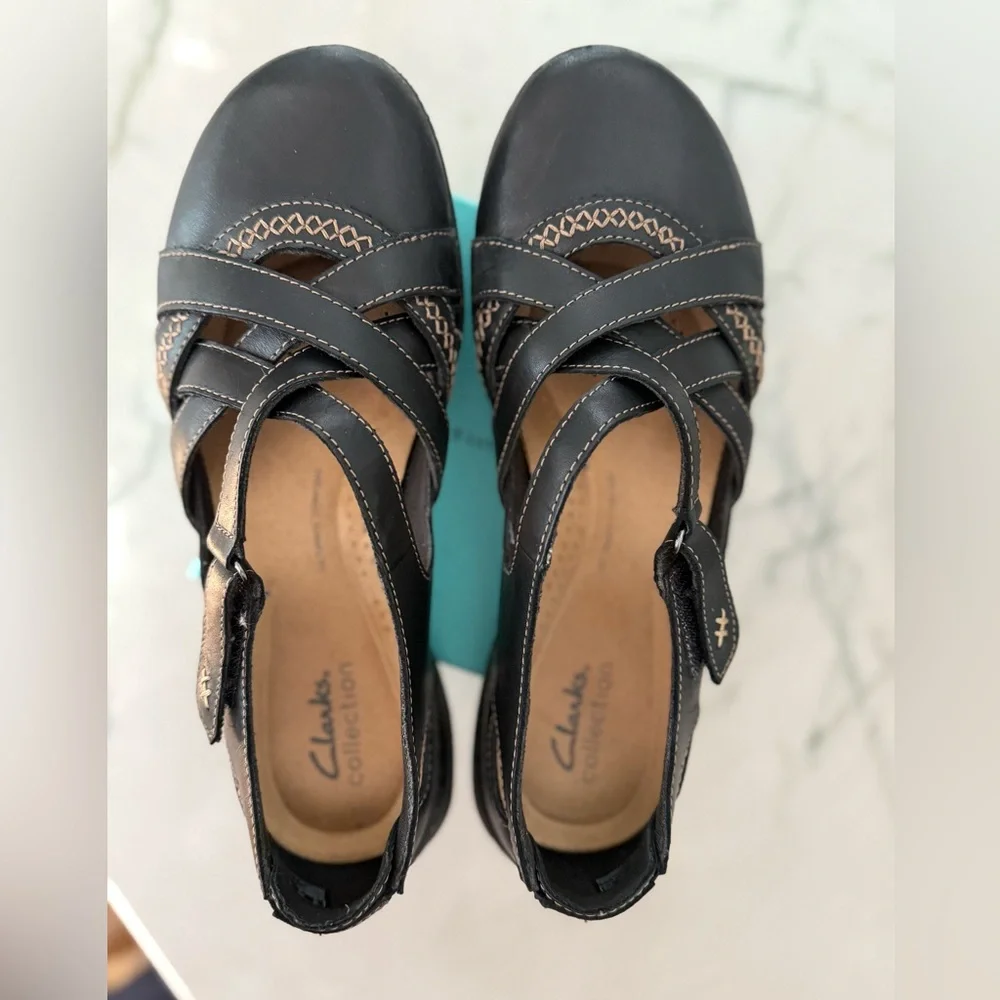 Clark’s Roseville Strap Mary Jane Shoes Sz 8.5M
